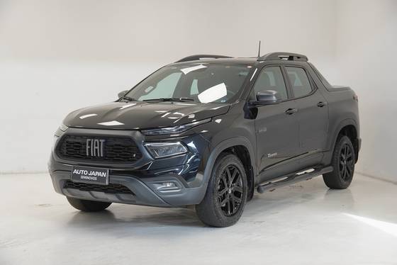 FIAT TORO 2.0 16V TURBO DIESEL ULTRA 4WD AT9 FIAT TORO 2.0 16V TURBO DIESEL ULTRA 4WD AT9